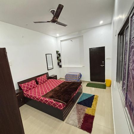 Srivastavas Home อัลลอฮาบาด ภายนอก รูปภาพ