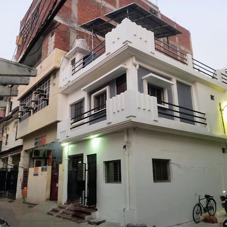 Srivastavas Home อัลลอฮาบาด ภายนอก รูปภาพ